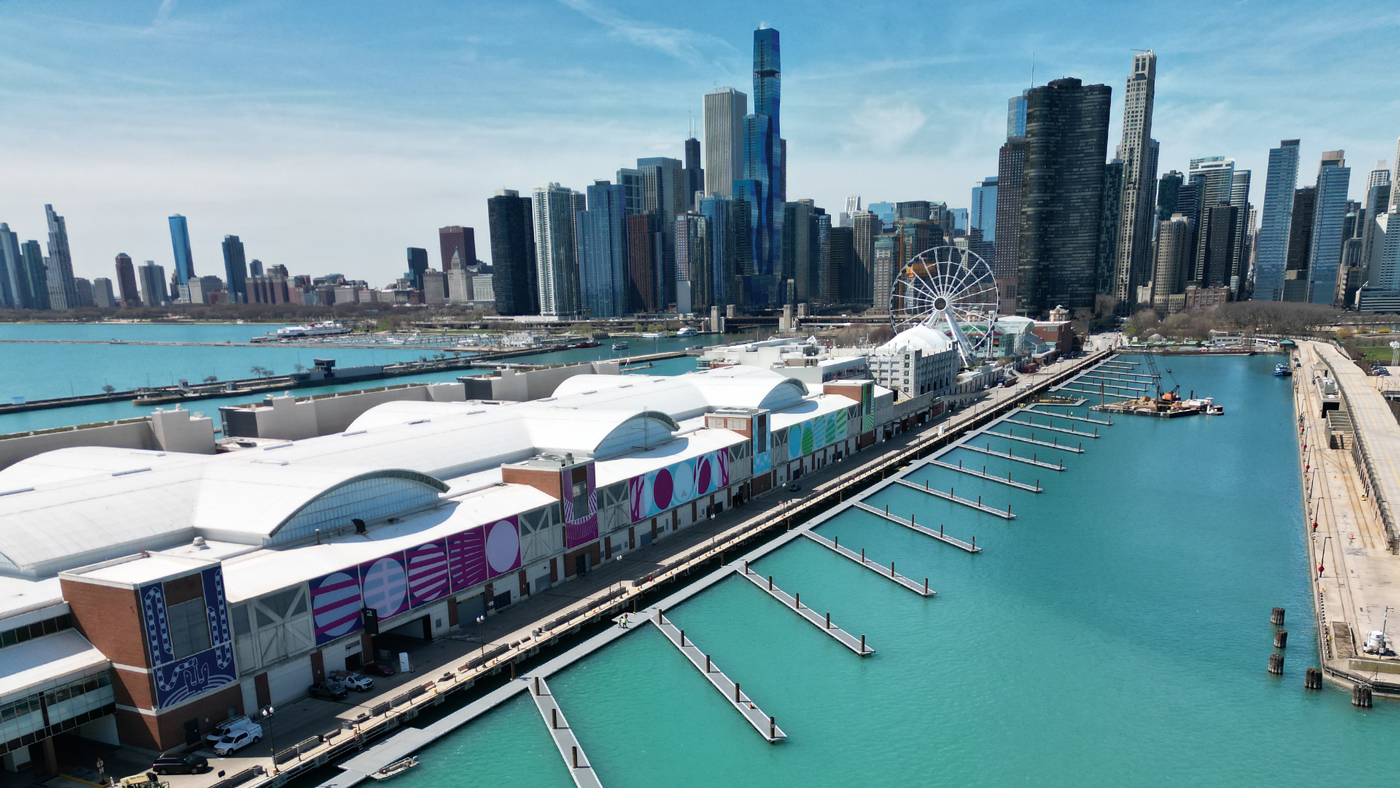 Construction of Navy Pier Marina